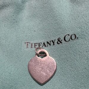 Tiffany & Co. Pendant engraved with a small J